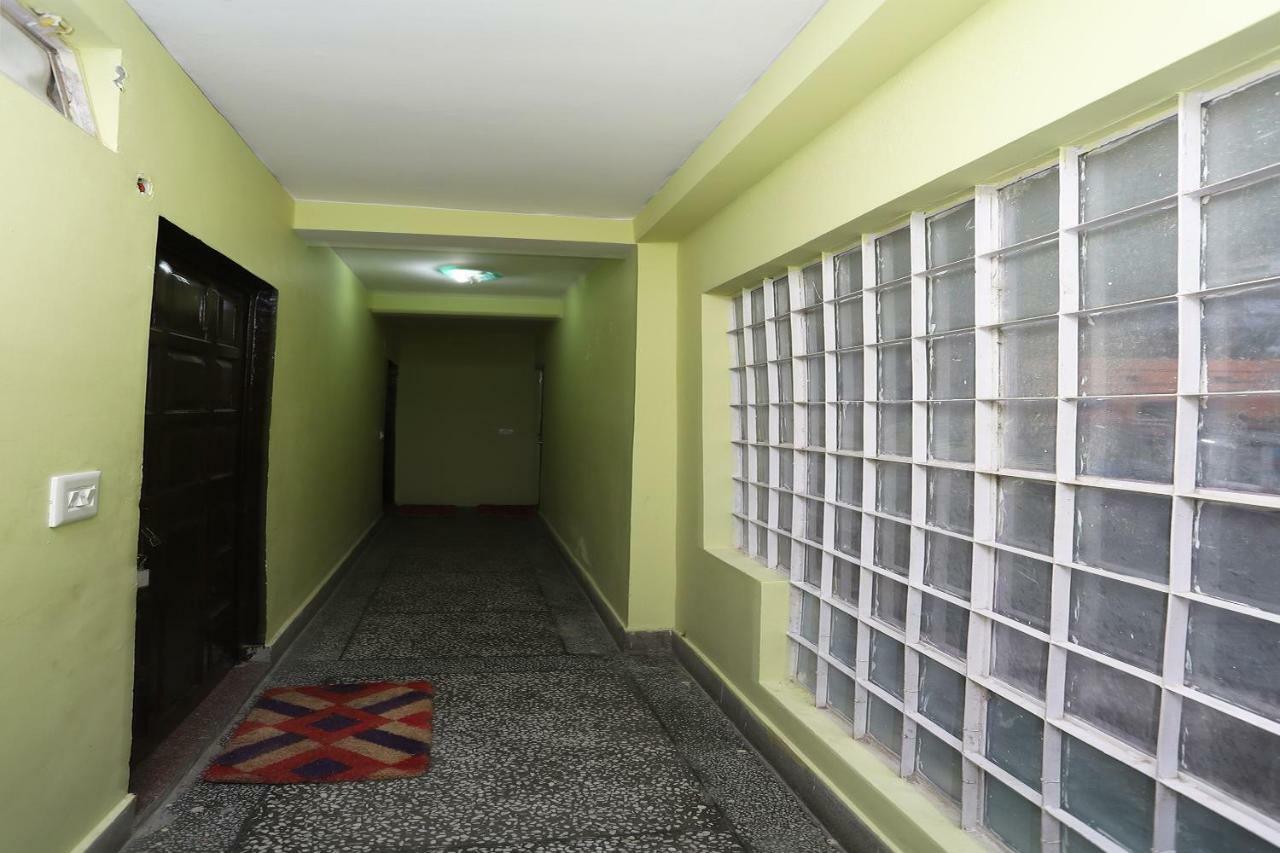 Oyo 43694 Hotel Hillson Pauri Esterno foto